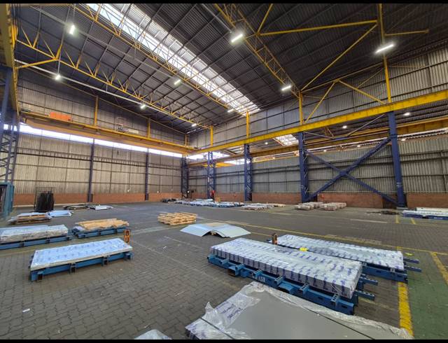 3,240M² FACTORY TO LET IN ROODEKOP
